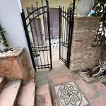 Berti`s Garden * Sarandë