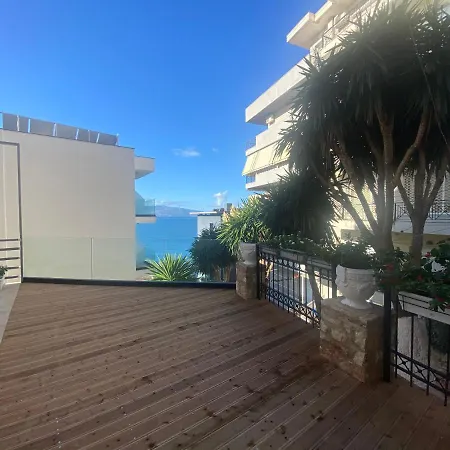 Berti's Garden Sarandë