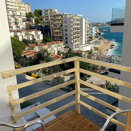 아파트 Berti's Garden Sarandë