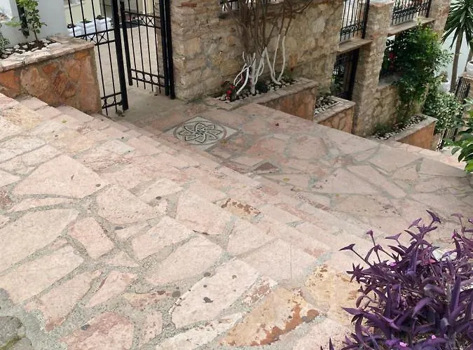 Berti's Garden Appartamento Sarandë