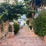 Appartement Berti's Garden Saranda