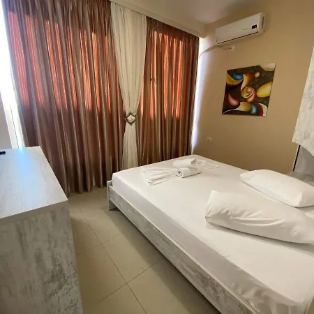 Apartament Berti's Garden Saranda