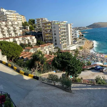 아파트 Berti's Garden Sarandë