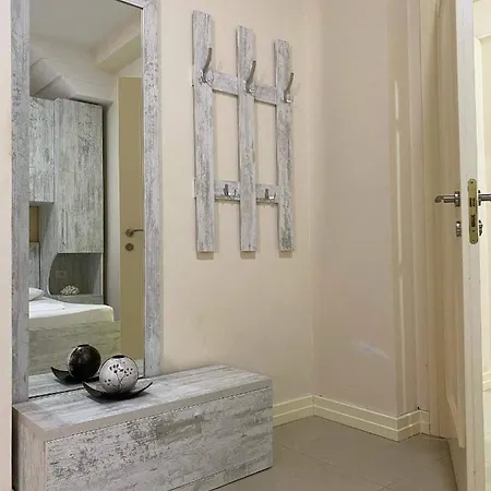 Apartament Berti's Garden Saranda