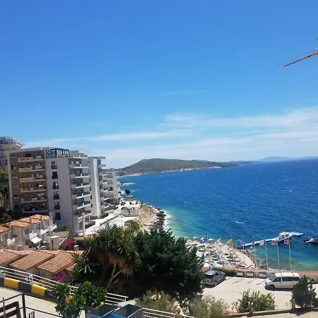 Berti's Garden Apartament *