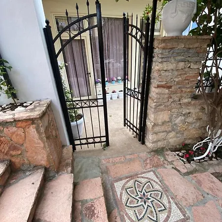 Berti's Garden * Саранда